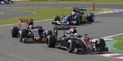 Умная гонка. Формула-1 провела идеальный Гран-при в Японии. Фотослайдер 2