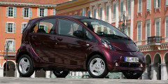 Mitsubishi i-MIEV (управделами президента Владимир Кожин)