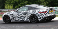 Купе Jaguar F-Type получит минимум изменений. Фотослайдер 0