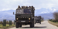 Добровольцы направляются в зону конфликта в Нагорном Карабахе