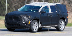 Новый хэтчбек Chevrolet Cruze представят на автосалоне в Детройте. Фотослайдер 0