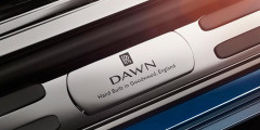 Rolls-Royce опубликовал первые изображения кабриолета Dawn. Фотослайдер 0