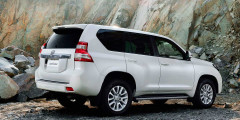 Toyota начала продажи в России обновленного Land Cruiser Prado. Фотослайдер 0