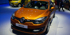 В России стартовали продажи обновленного Renault Megane. Фотослайдер 0