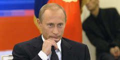Когда объявил о выдвижении:  18 декабря 2003 года, за 87 дней до выборов.

Обстоятельства:  Путин объявил о намерении баллотироваться по время прямой линии с президентом.

Дата выборов:  14 марта 2004 года.

Результат на выборах: 71,31%.