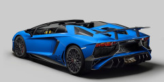Lamborghini представила сверхмощный родстер Aventador. Фотослайдер 0