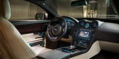 Jaguar представил обновленный седан XJ. Фотослайдер 1
