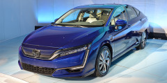 Honda представила два новых автомобиля из серии Clarity
