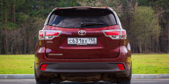 Мало не покажется. Тест-драйв Toyota Highlander. Фотослайдер 1