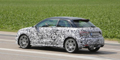 Audi  S1 попала в объективы фотошпионов. Фотослайдер 0
