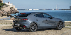 9 конкурентов новой Hyundai Elantra - Mazda3