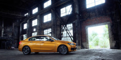 BMW представила свой самый маленький седан. Фотослайдер 0