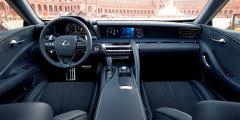 Тест-драйв Lexus LC 2 Салон Красный