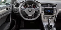 Volkswagen Golf получил литровый мотор. Фотослайдер 0