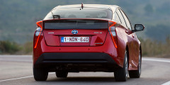 Toyota вернет на российский рынок гибридный Prius - внешка
