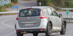 Новый Renault Grand Scenic впервые замечен на тестах. Фотослайдер 0