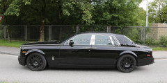 Rolls-Royce тестирует новый Phantom . Фотослайдер 0