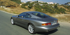10 старых машин, которые сегодня выглядят свежо - Aston Martin DB7