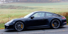 Porsche 911 R впервые замечен на тестах . Фотослайдер 0