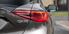 Range Rover Evoque против Infiniti QX30 - Infiniti внешка