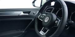 Volkswagen представил Golf R-Line . Фотослайдер 0