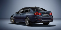 BMW представила юбилейную версию M3. Фотослайдер 0