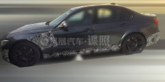 В сети появились шпионские снимки интерьера нового BMW M3. Фотослайдер 0