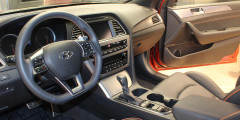 Hyundai представил новую Sonata. Фотослайдер 0
