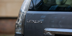 Место в багажнике. Тест-драйв Lexus GX. Фотослайдер 4
