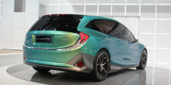 Будущее Honda: новый минивэн и седан. Фотослайдер 0