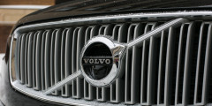 Звездный час. Тест-драйв Volvo XC90 и Audi Q7. Фотослайдер 1