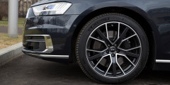 Тест-драйв Lexus LS, BMW 7 и Audi A8. Наемники - Audi внешка