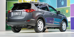 Toyota RAV4 – миллион без малого. Фотослайдер 0