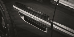 Компания Aston Martin представила спецверсию Vanquish. Фотослайдер 0