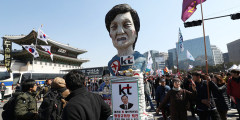 Противники президента Южной Кореи ждут решение Конституционного суда об импичменте Пак Кын Хе