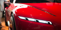 Mercedes-Maybach представил самое длинное купе в мире. Фотослайдер 0