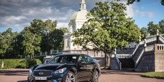 Прямой наследник. Тест-драйв Infiniti Q70. Фотослайдер 0