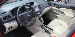Завтра в России начнутся продажи Honda CR-V. Фотослайдер 0