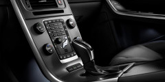 Volvo показала интерьер седана S60 2014. Фотослайдер 0