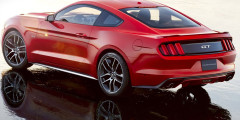 Первый экземпляр Ford Mustang нового поколения уйдет с молотка. Фотослайдер 0