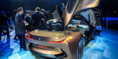 Компания BMW представила автономный концепт Vision Next 100 . Фотослайдер 0