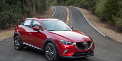 Mazda представила компактный кроссовер CX-3. Фотослайдер 0