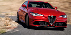 Alfa Romeo Giulia оснастили 276-сильным мотором. Фотослайдер 0