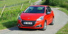 Что покупали европейцы - Peugeot 208