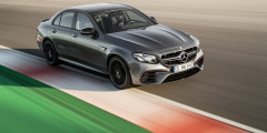 Mercedes представил новый E 63 AMG. Фотослайдер 0
