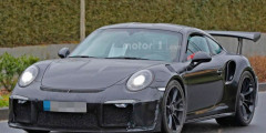 Porsche вывела на тесты сверхмощную версию 911 GT3 RS. Фотослайдер 0