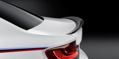 Купе BMW M2 получило пакет М Performance. Фотослайдер 0