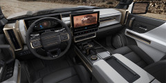 GMC представил электрический пикап Hummer - Салон