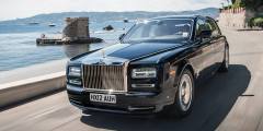 Rolls-Royce Phantom
Еще один роскошный автомобиль, на котором певец появляется на самых статусных мероприятиях. Стоимость машины &ndash; около 25 млн рублей.