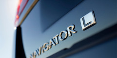 Lincoln представил новый Navigator. Фотослайдер 0